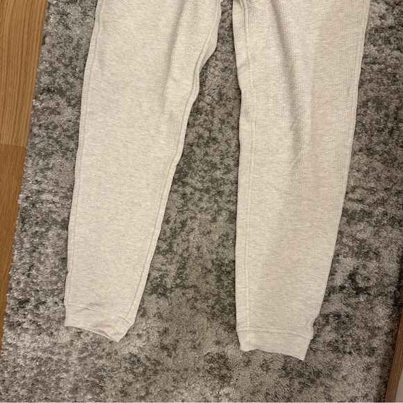 EUC LULULEMON Ribbed High-Rise Jogger 25" *7/8 Length Heathered White Opal 2 - Picture 4 of 10
